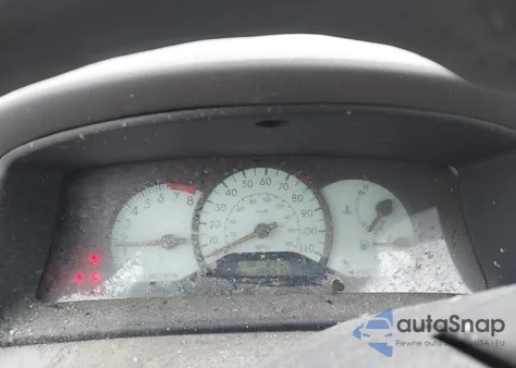 2004 Toyota Corolla Le z USA, uszkodzony, nr VIN 1NXBR32EX4Z212438